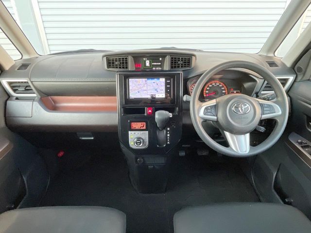 TOYOTA ROOMY 4WD 2018