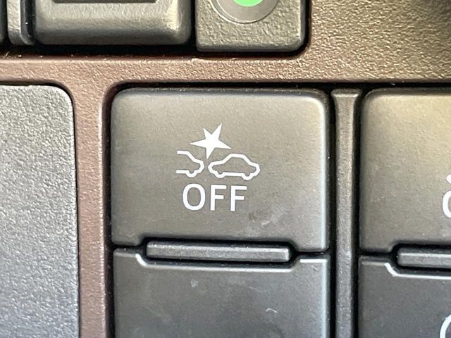 TOYOTA ROOMY 4WD 2018