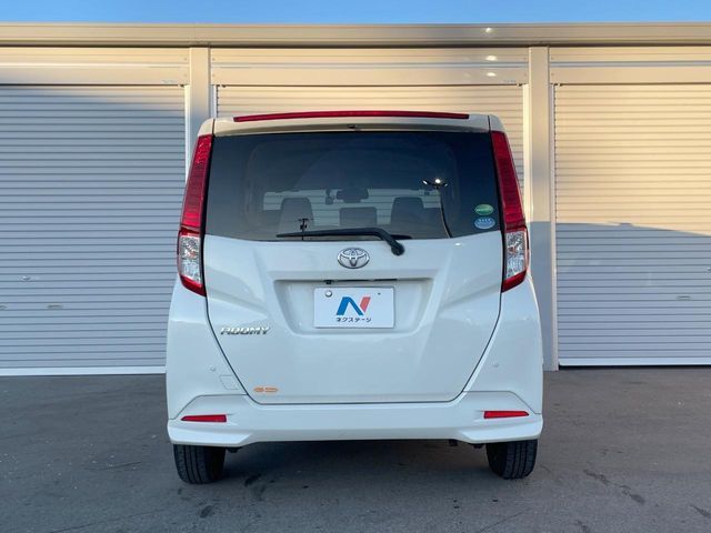 TOYOTA ROOMY 4WD 2018