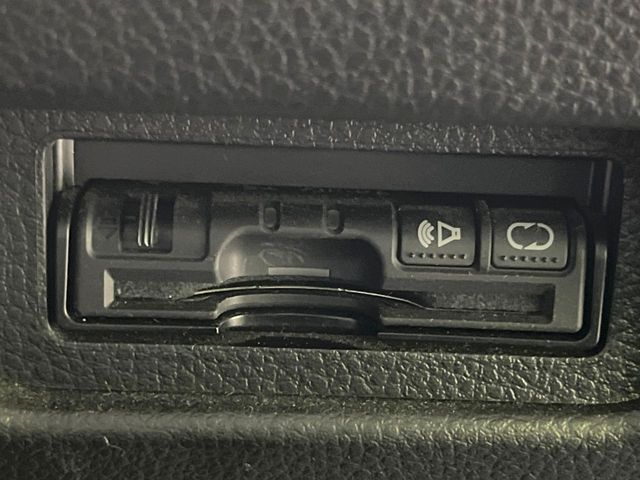 NISSAN X-TRAIL 4WD 2013