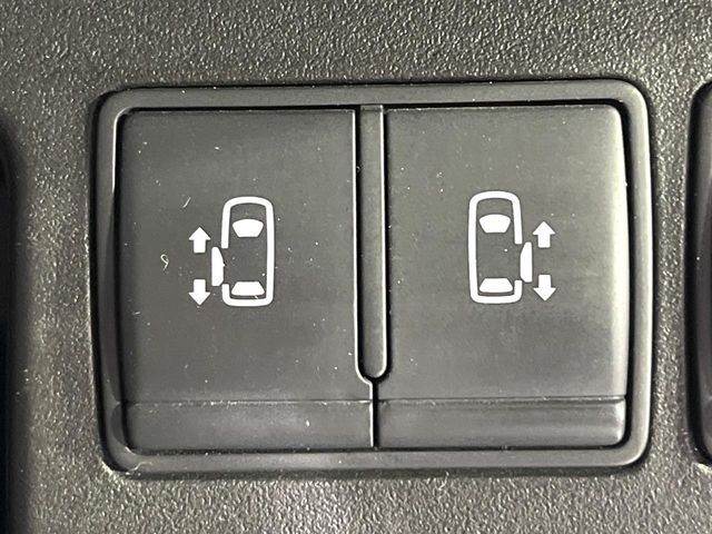 NISSAN SERENA  S-HYBRID 2012