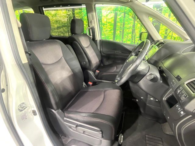 NISSAN SERENA  S-HYBRID 2012