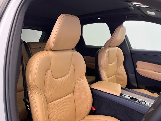 VOLVO VOLVO XC60 2022