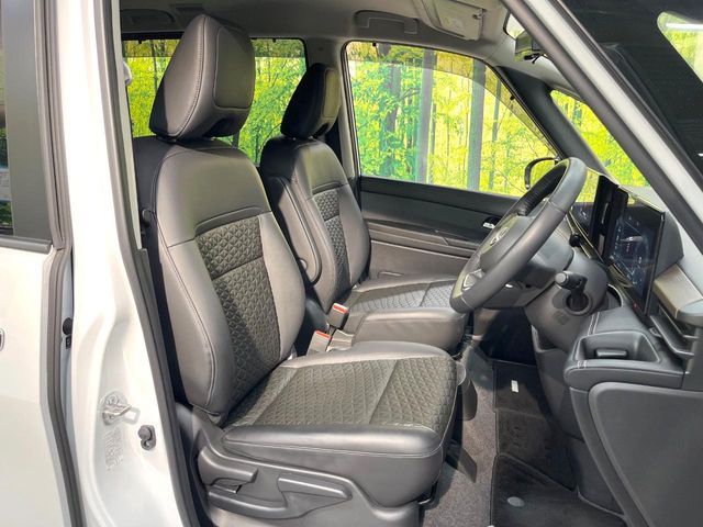 NISSAN SERENA  WG 2024