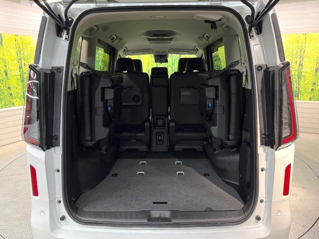 NISSAN SERENA  WG 2024