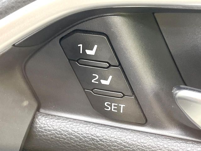 TOYOTA RAV4 4WD 2022