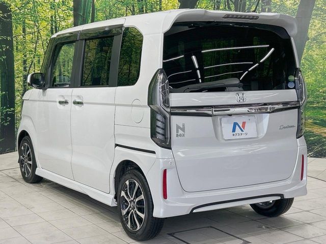 HONDA N BOX CUSTOM 2018