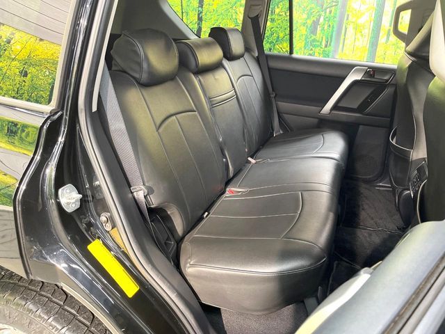 TOYOTA LANDCRUISER PRADO 2017