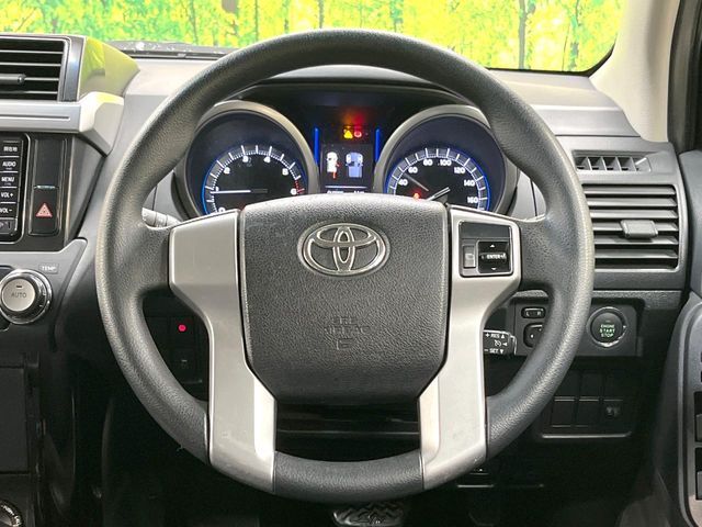 TOYOTA LANDCRUISER PRADO 2017