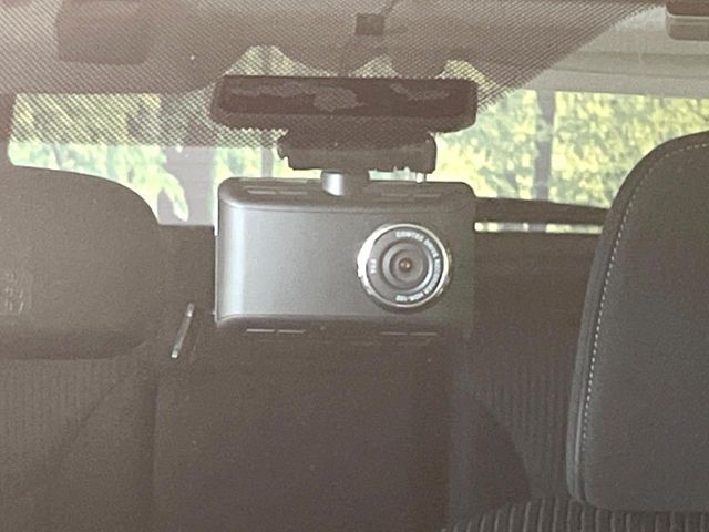 TOYOTA PRIUS Alpha 2017