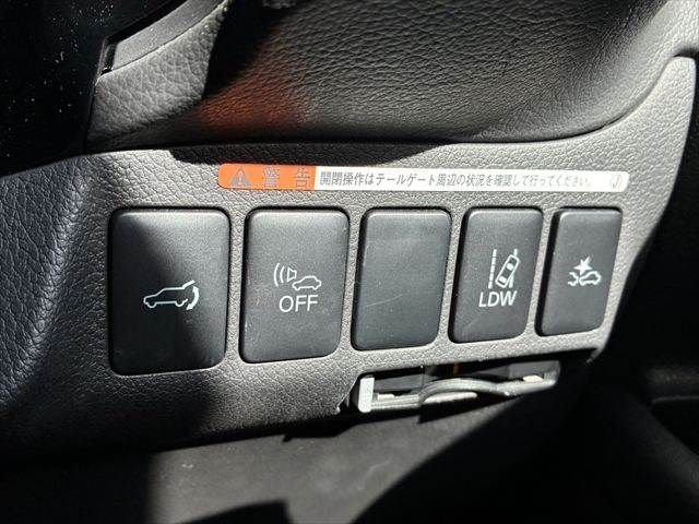 MITSUBISHI OUTLANDER PHEV 2016