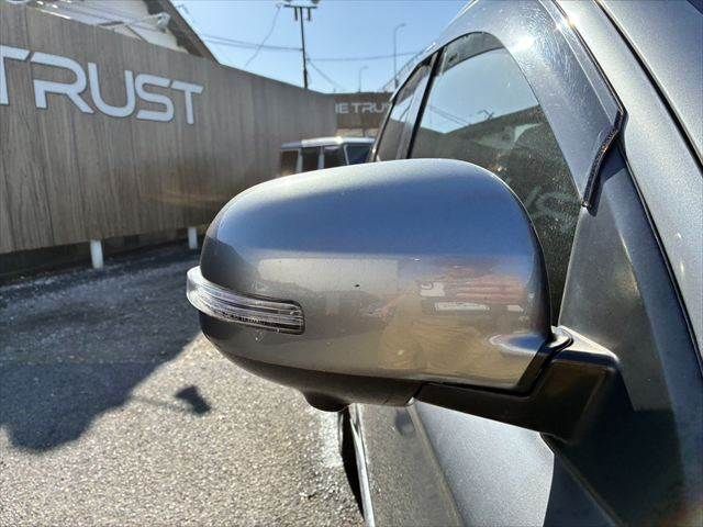 MITSUBISHI OUTLANDER PHEV 2016