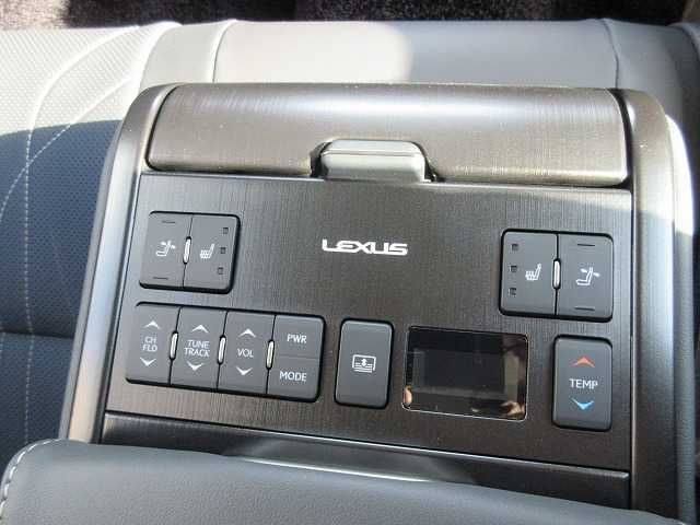 TOYOTA LEXUS ES300h 2024