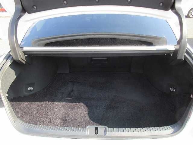 TOYOTA LEXUS ES300h 2024