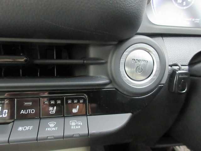 TOYOTA CROWN CROSSOVER 2023