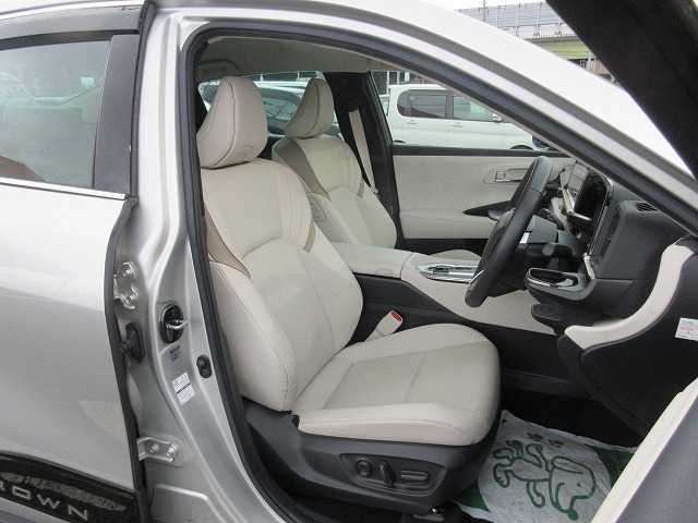 TOYOTA CROWN CROSSOVER 2023