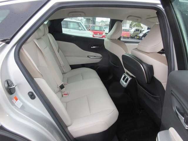 TOYOTA CROWN CROSSOVER 2023