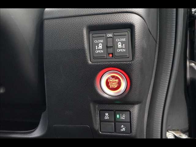 HONDA N BOX CUSTOM 2018