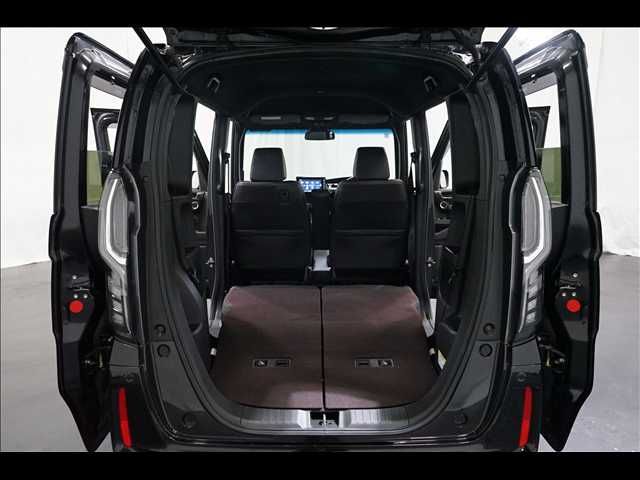 HONDA N BOX CUSTOM 2018