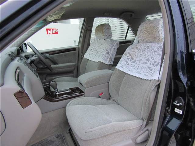 TOYOTA CROWN sedan 2001