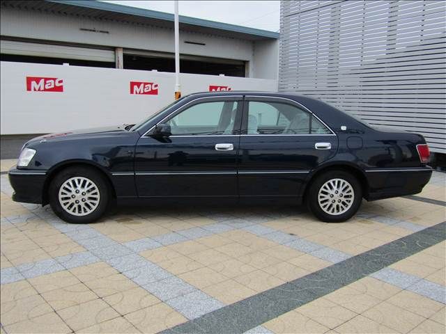 TOYOTA CROWN sedan 2001