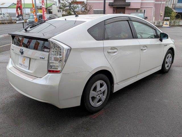 TOYOTA PRIUS 2010