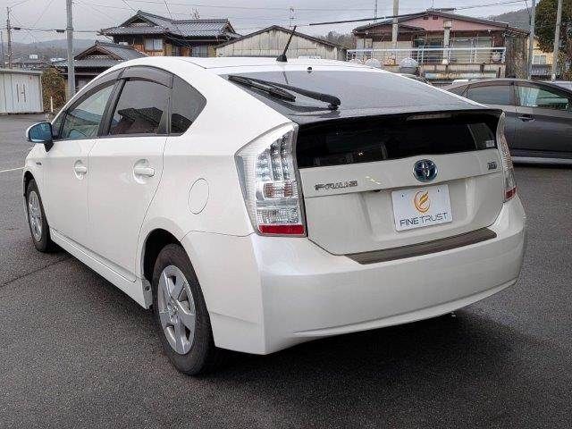 TOYOTA PRIUS 2010