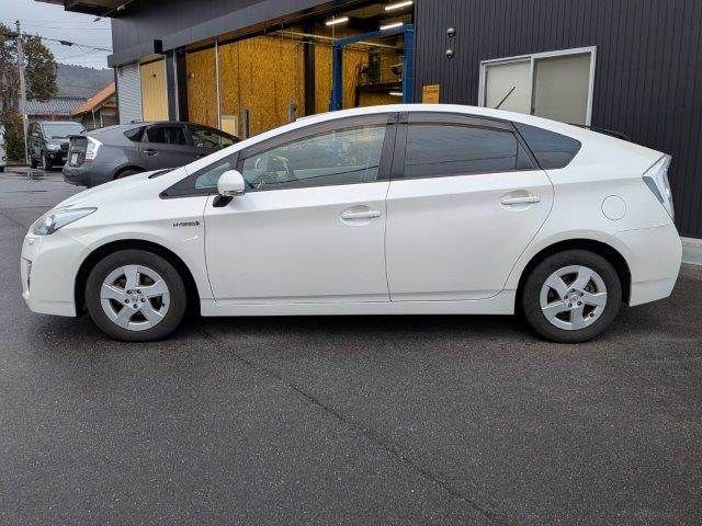 TOYOTA PRIUS 2010