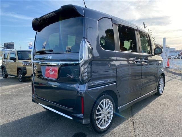 HONDA N BOX CUSTOM 2022