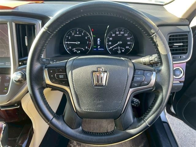 TOYOTA CROWN sedan 2014