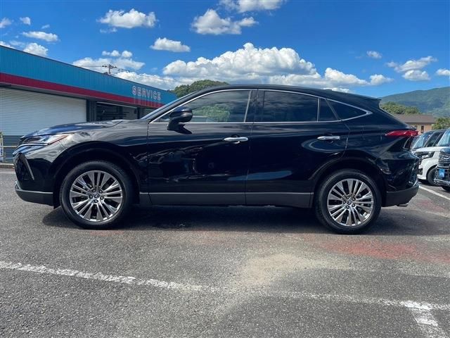 TOYOTA HARRIER HYBRID 2023