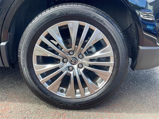 TOYOTA HARRIER HYBRID 2023