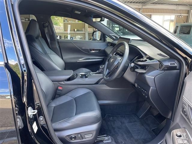 TOYOTA HARRIER HYBRID 2023