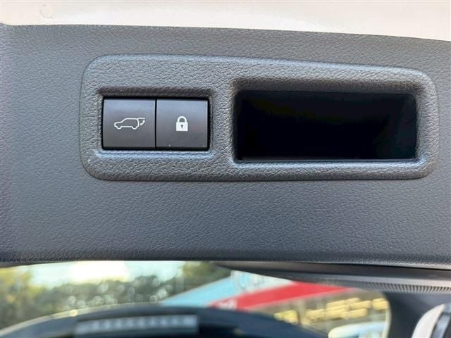 TOYOTA LEXUS NX300 2020