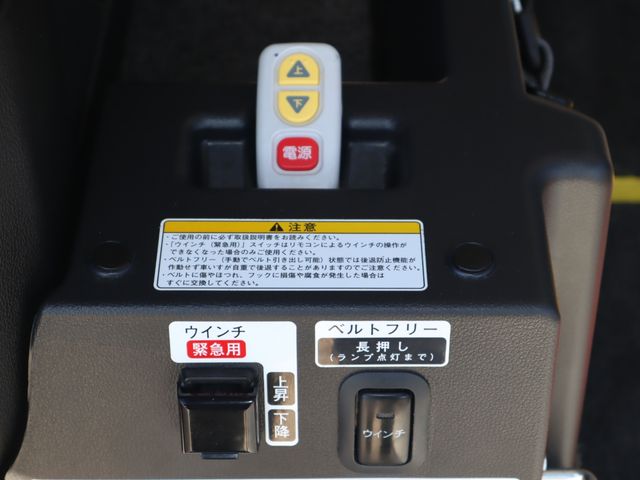 DAIHATSU ATRAI van 2022