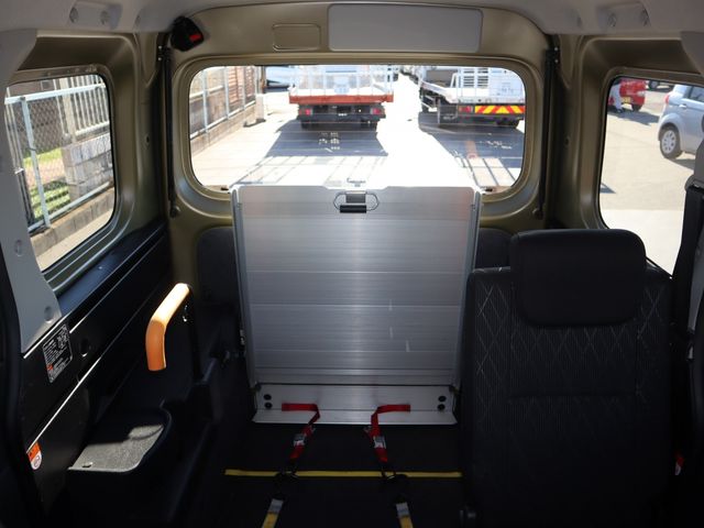 DAIHATSU ATRAI van 2022