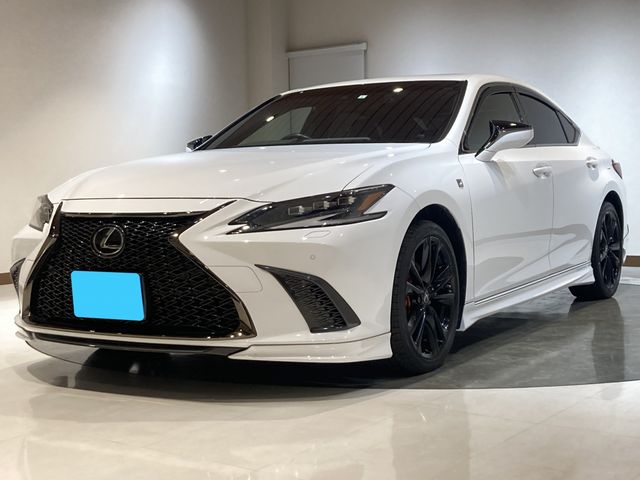 TOYOTA LEXUS ES300h 2023