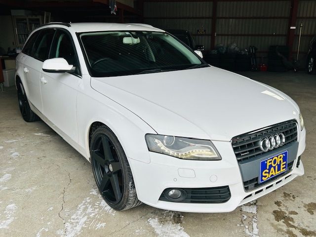 AUDI AUDI A4 AVANT 2010