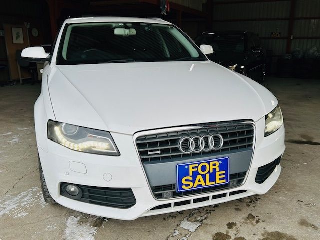 AUDI AUDI A4 AVANT 2010