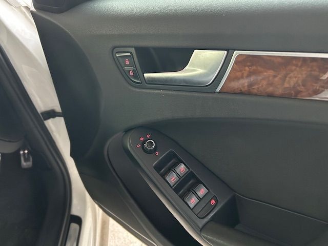 AUDI AUDI A4 AVANT 2010