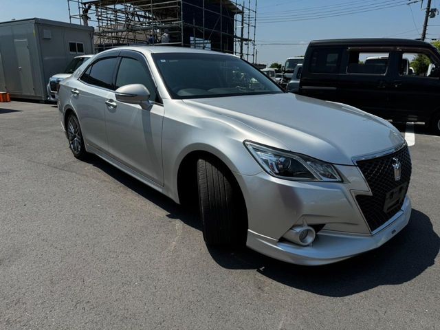 TOYOTA CROWN sedan 2013