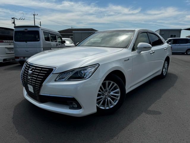 TOYOTA CROWN sedan hybrid 2013