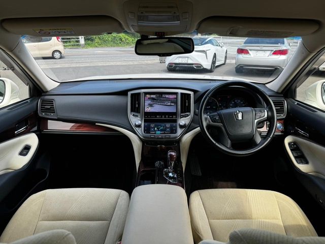 TOYOTA CROWN sedan hybrid 2013