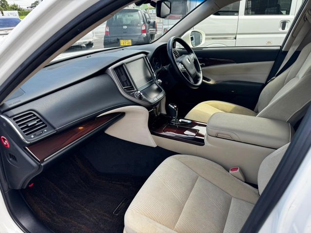 TOYOTA CROWN sedan hybrid 2013