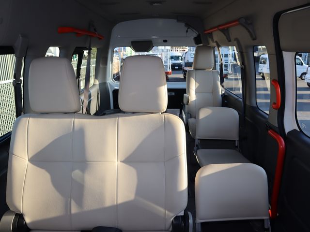 NISSAN NV350 CARAVAN 2016