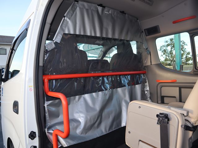 NISSAN NV350 CARAVAN 2016