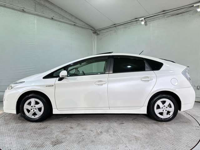 TOYOTA PRIUS 2010