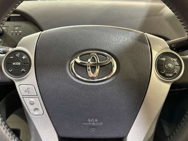 TOYOTA PRIUS 2010