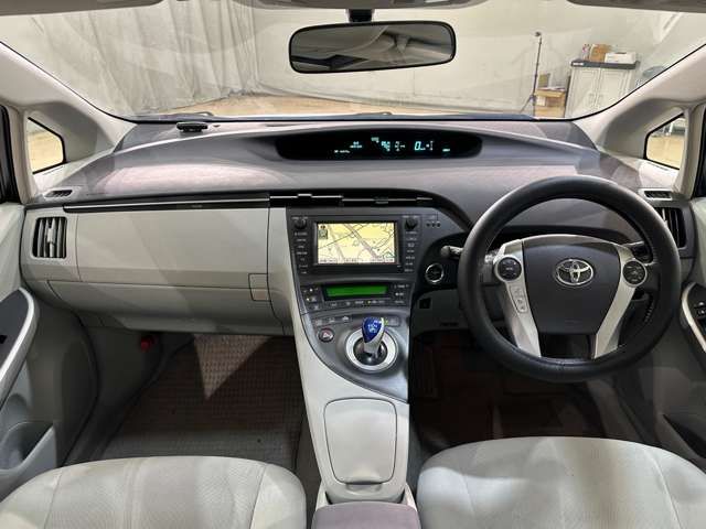 TOYOTA PRIUS 2010