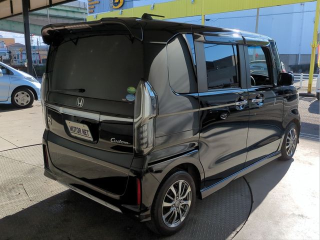HONDA N BOX CUSTOM 2021